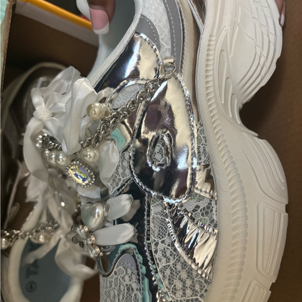 Rainbow Women's Sneakers - Taxi Yellow and Black - Picture 5 of 8